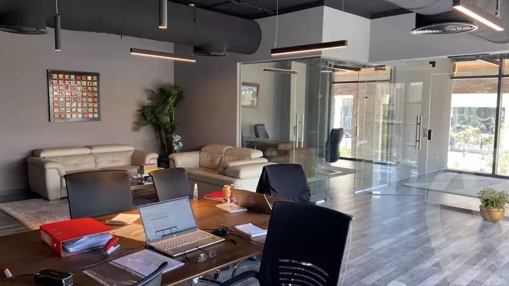 https://aqarmap.com.eg/en/listing/4091640-for-sale-cairo-el-sheikh-zayed-city-compounds-in-sheikh-zayed-the-polygon