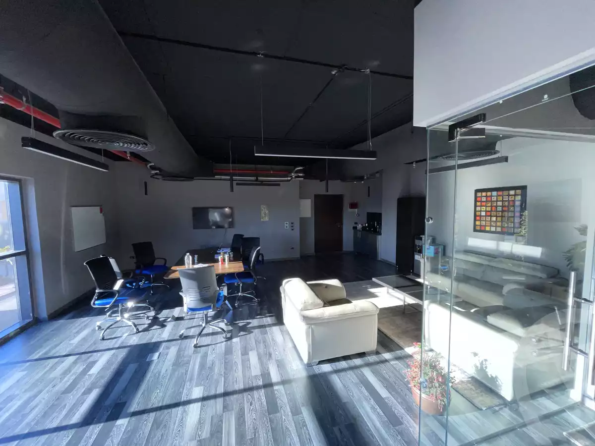https://aqarmap.com.eg/en/listing/4091640-for-sale-cairo-el-sheikh-zayed-city-compounds-in-sheikh-zayed-the-polygon