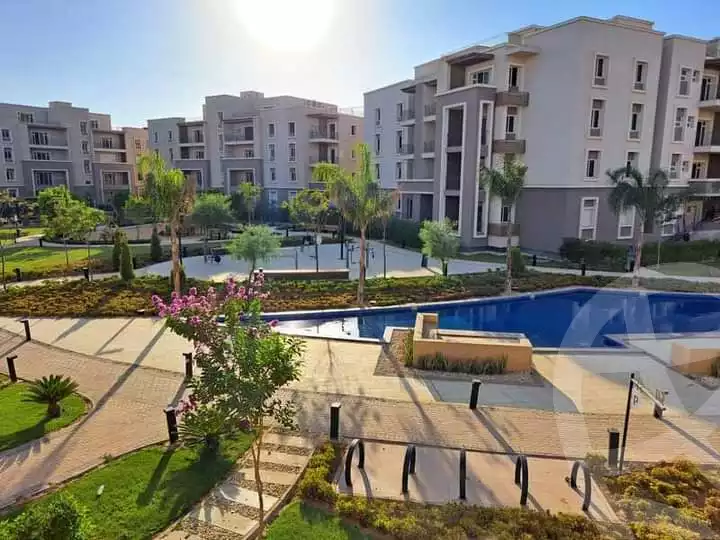 https://aqarmap.com.eg/ar/listing/4098578-for-sale-cairo-6th-of-october-compound-october-plaza