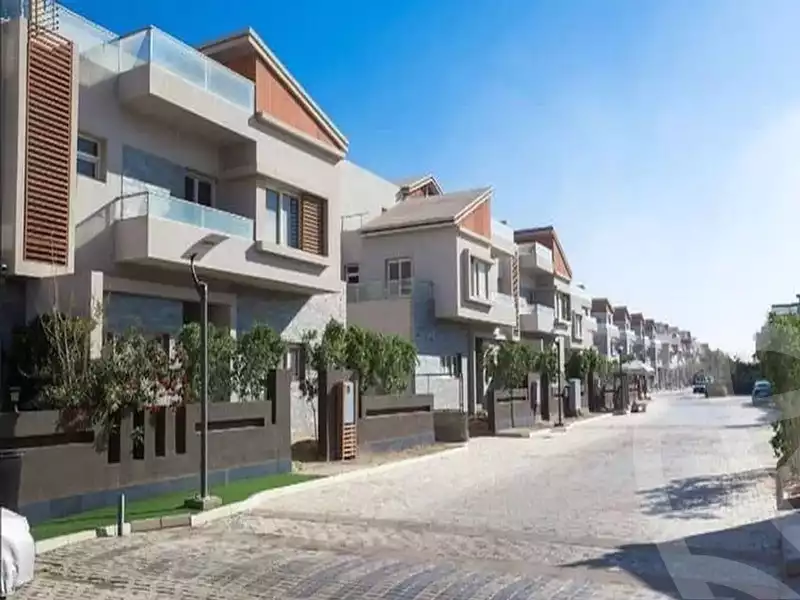 https://aqarmap.com.eg/en/listing/4104319-for-sale-cairo-new-cairo-el-mostakbal-city-compounds-monark-compound-royal
