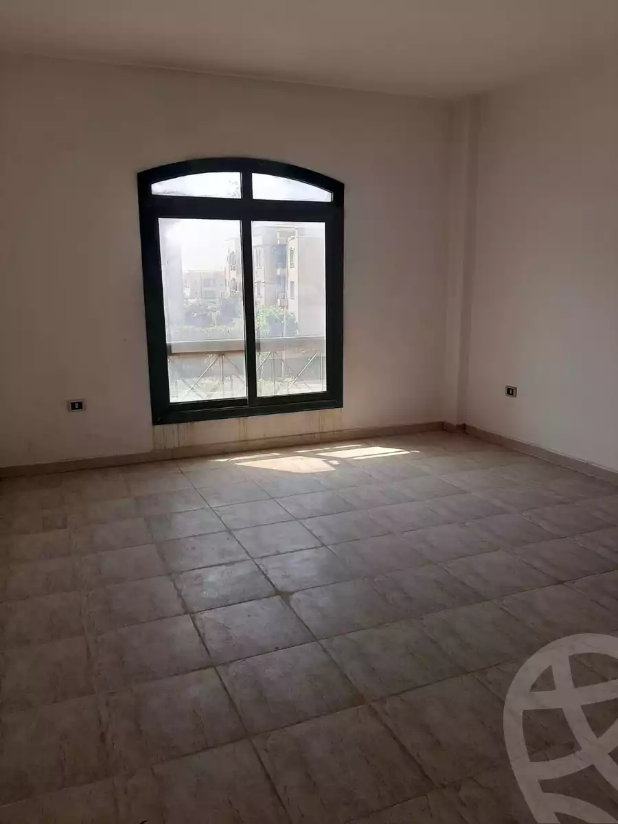 https://aqarmap.com.eg/en/listing/4104772-for-sale-cairo-new-cairo-compounds-zizinia-city