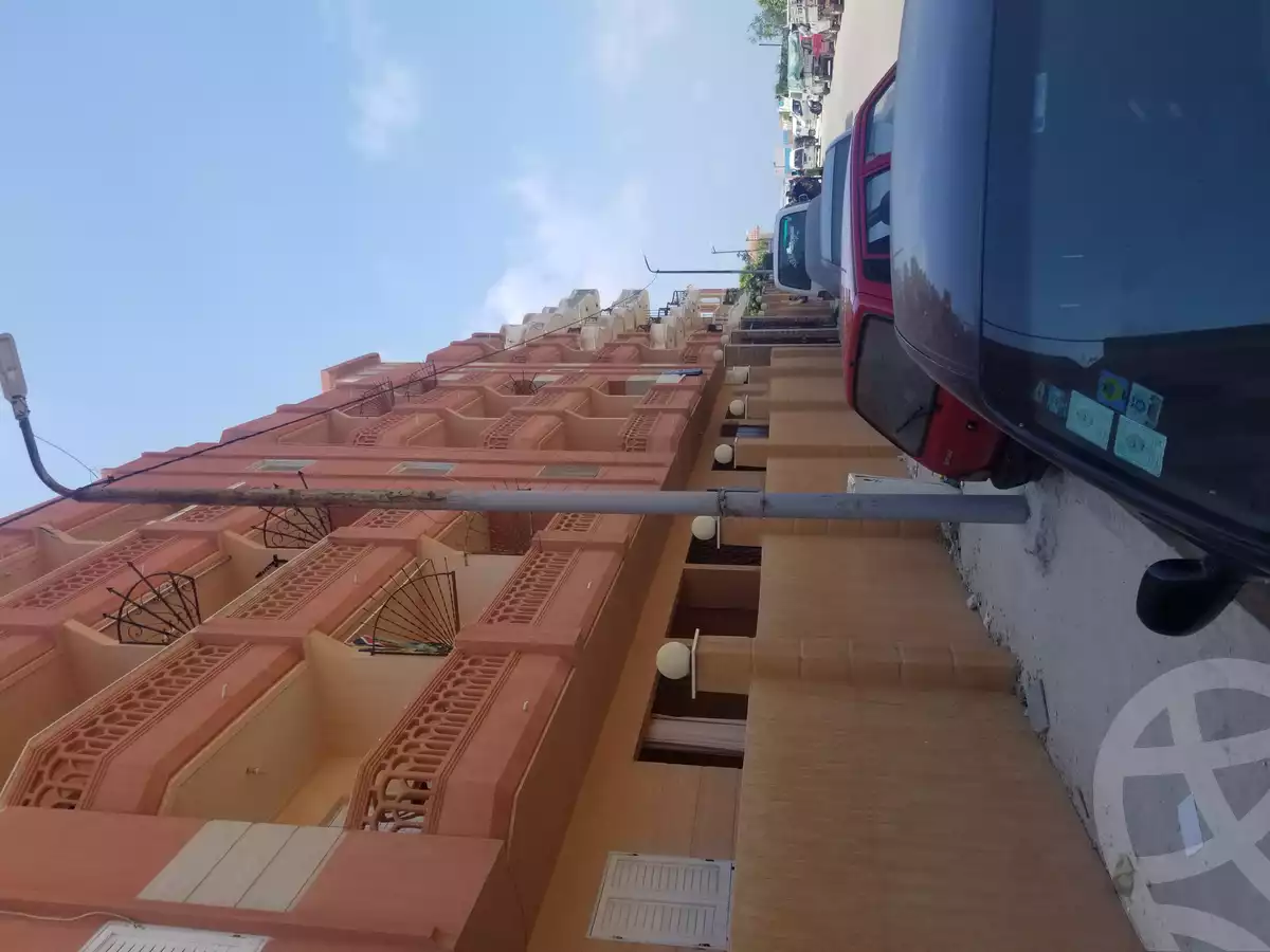 https://aqarmap.com.eg/en/listing/4105576-for-sale-alexandria-sidi-kirayr-qry-sydy-kryr-lqwt-ljwy