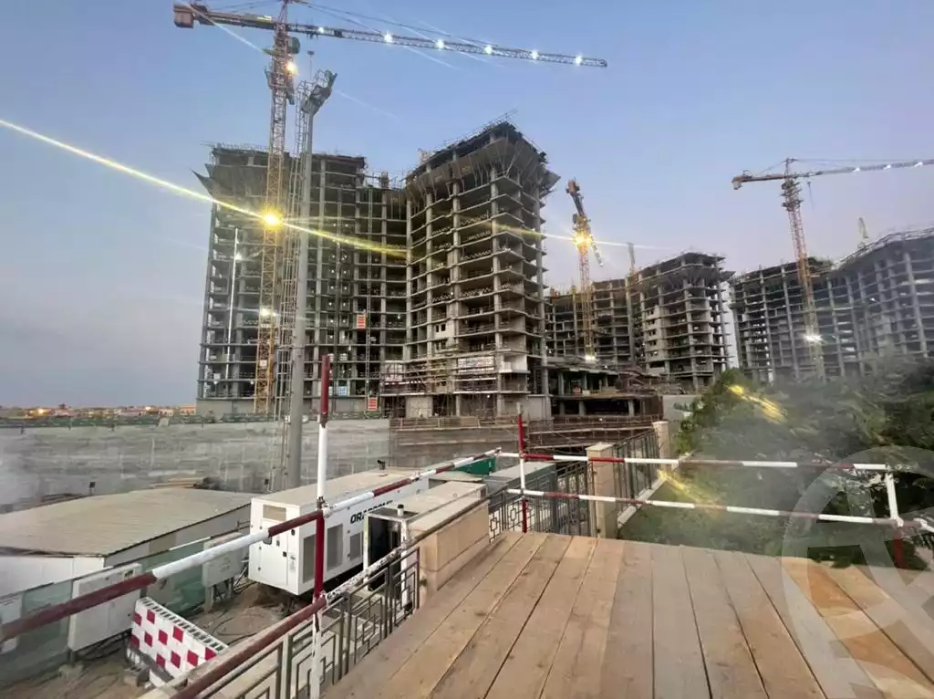https://aqarmap.com.eg/en/listing/4107479-for-sale-cairo-el-sheikh-zayed-city-compounds-brj-zyd-wr-llttwyr