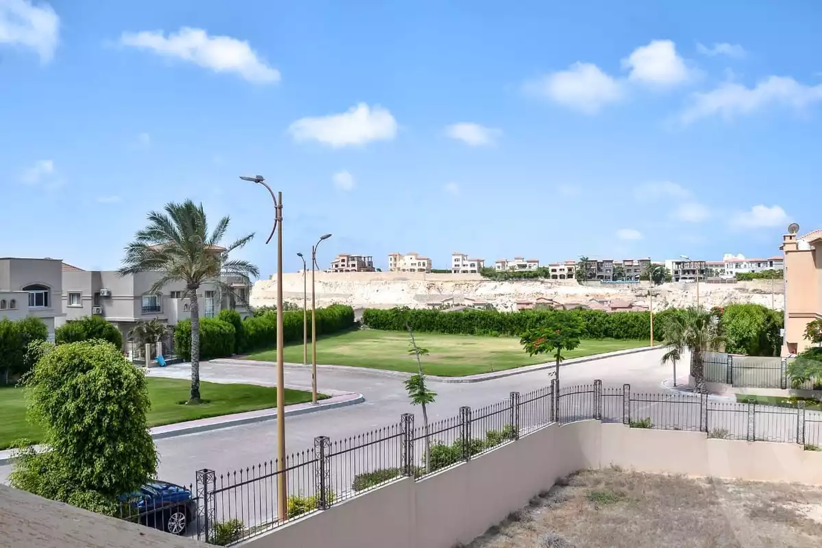 https://aqarmap.com.eg/en/listing/4109844-for-sale-alexandria-compounds-alex-west