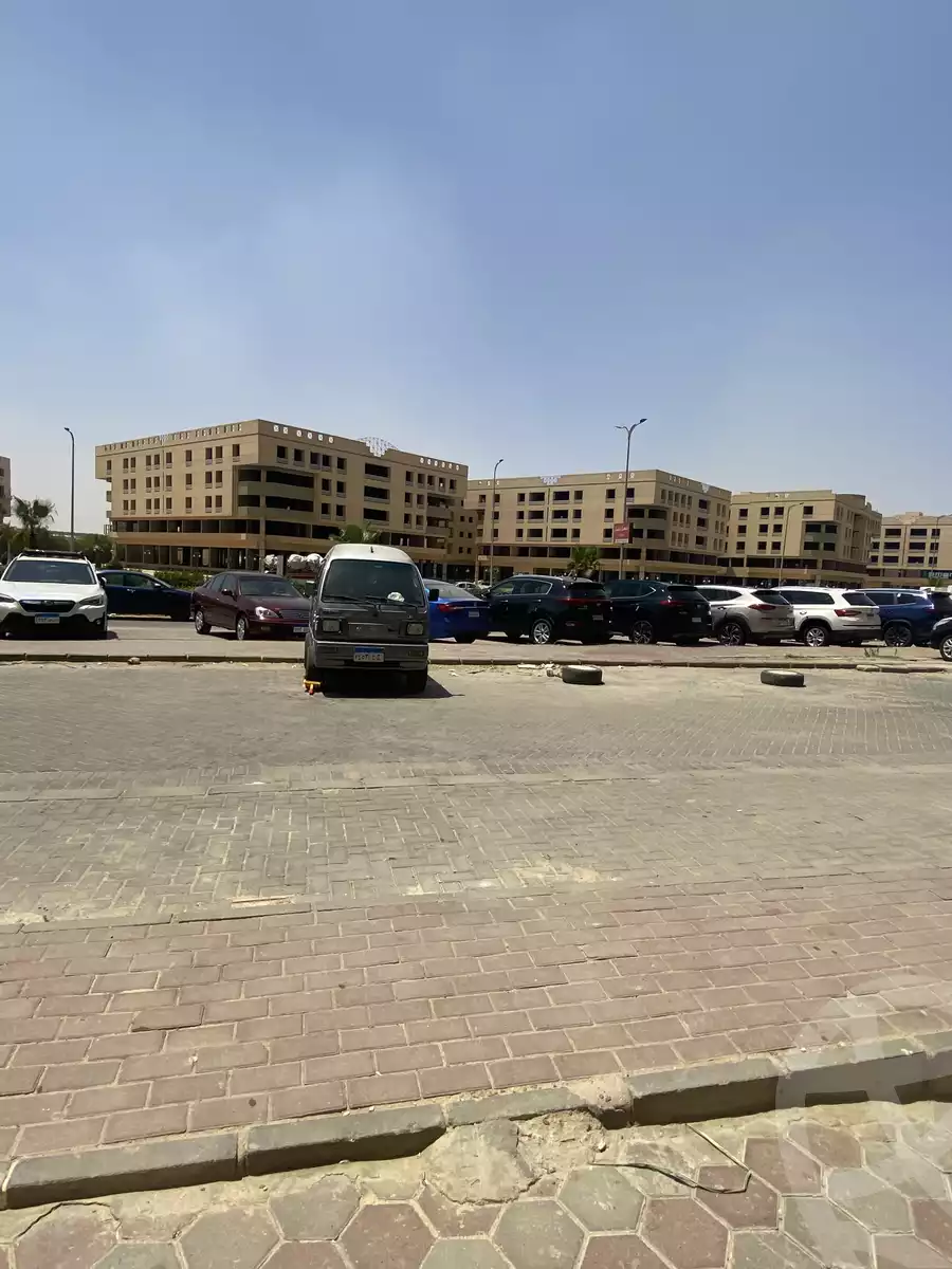 https://aqarmap.com.eg/ar/listing/4112466-for-rent-cairo-6th-of-october-lhsry