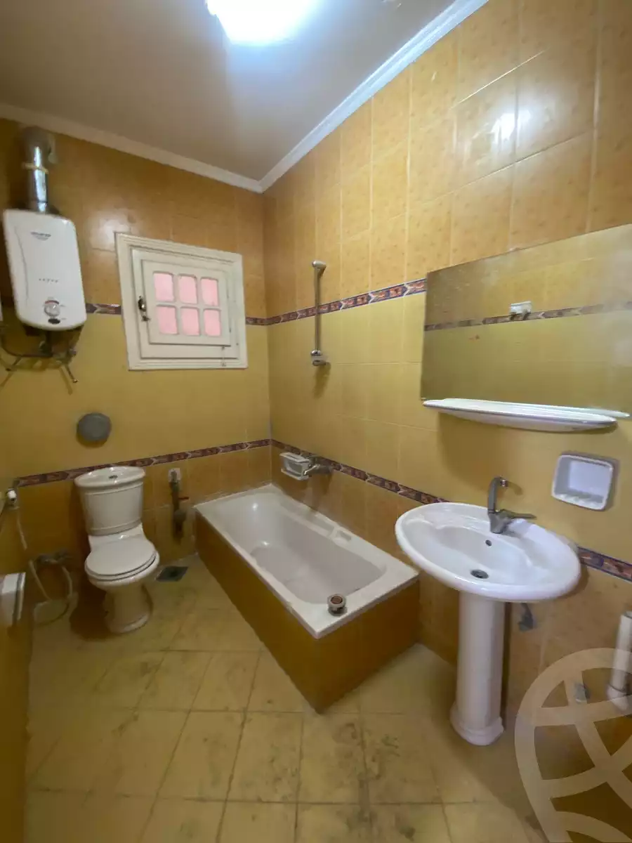 https://aqarmap.com.eg/ar/listing/4112466-for-rent-cairo-6th-of-october-lhsry