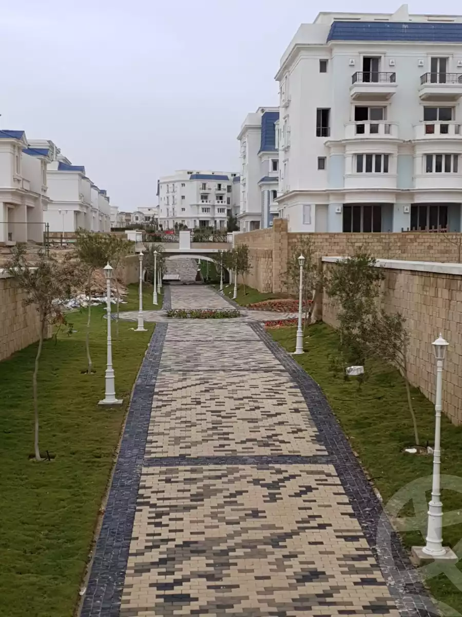 https://aqarmap.com.eg/en/listing/4114280-for-sale-cairo-6th-of-october-compounds-mountain-view-october-park