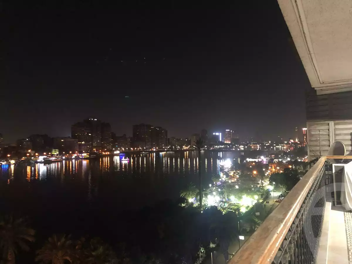 https://aqarmap.com.eg/ar/listing/4115654-for-sale-cairo-manial-kwrnysh-lmnyl