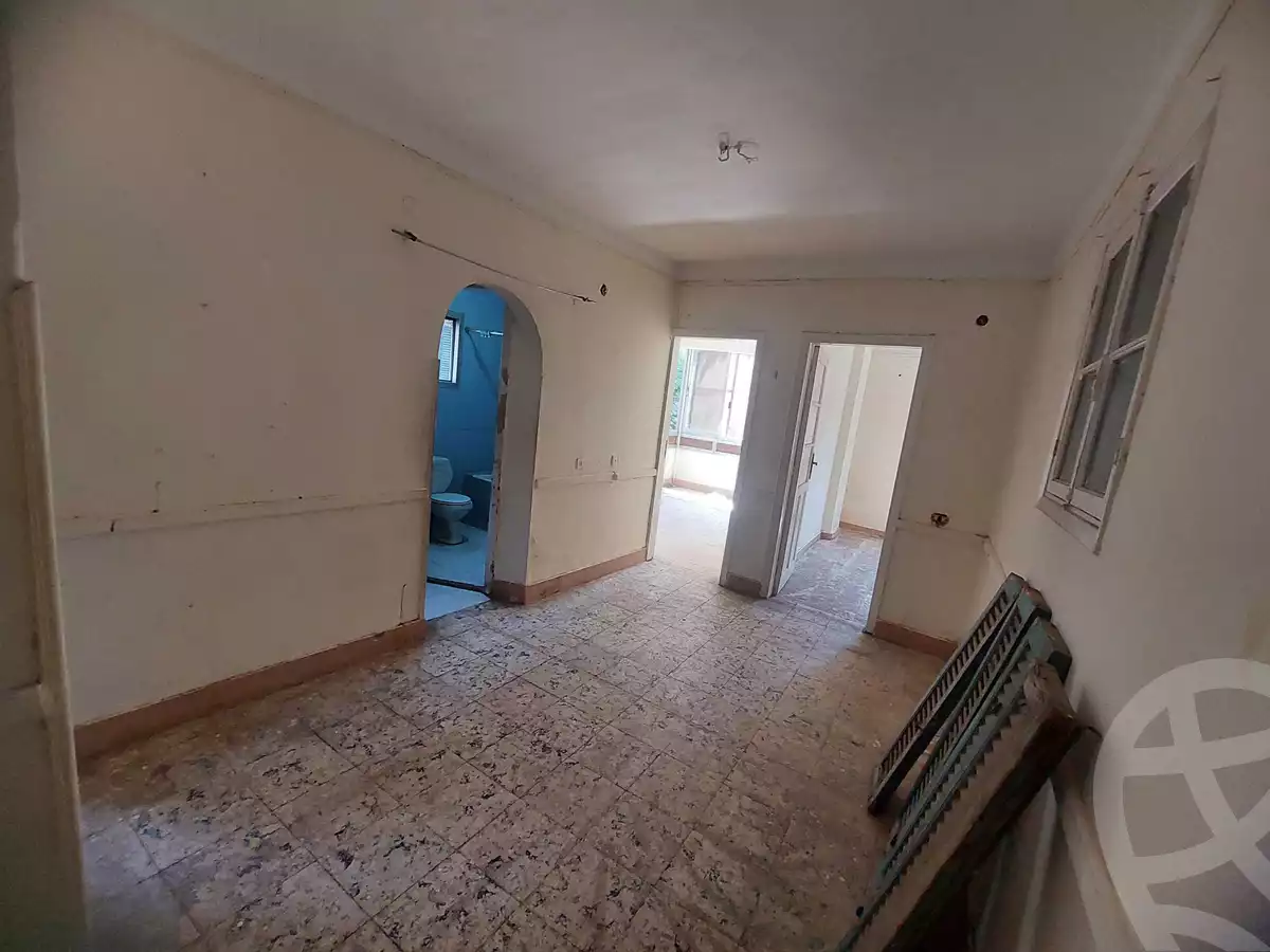 https://aqarmap.com.eg/ar/listing/4115758-for-sale-cairo-shoubra-lkhlfwy-ahmed-el-rashidy-st