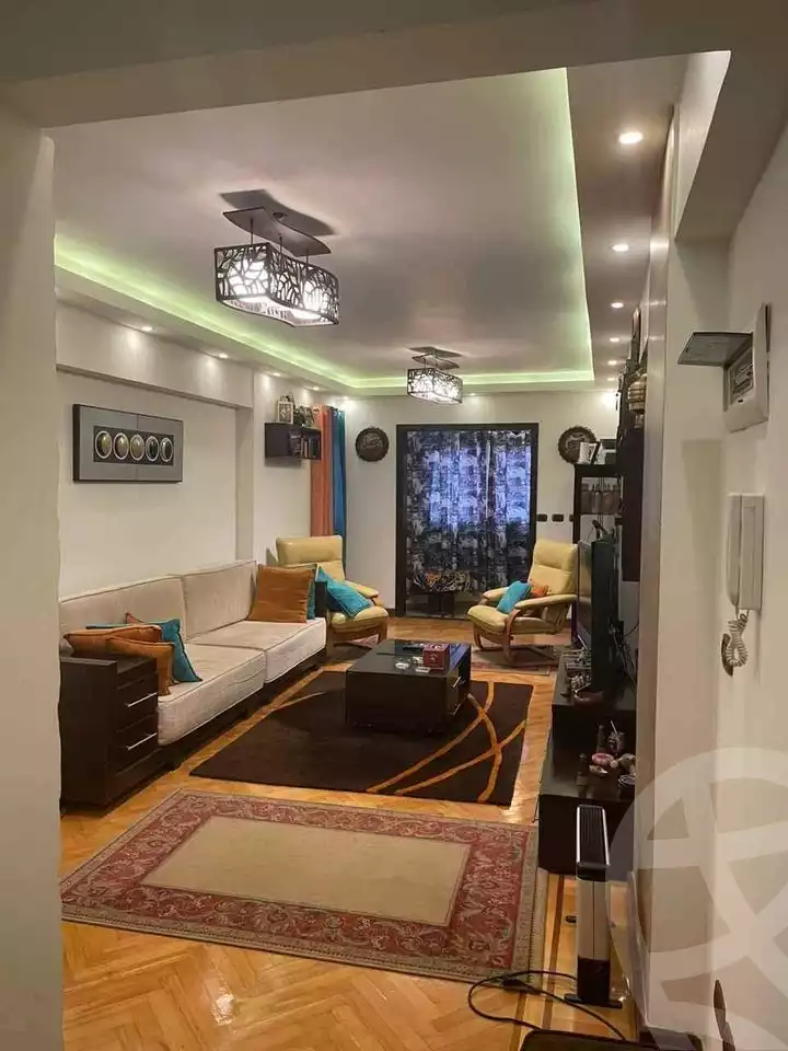 https://aqarmap.com.eg/en/listing/4117422-for-sale-alexandria-ganaklis-el-fath-st