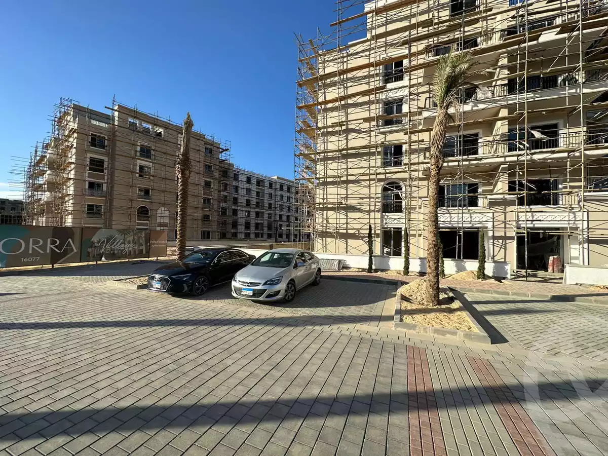 https://aqarmap.com.eg/en/listing/4117792-for-sale-cairo-el-sheikh-zayed-city-compounds-kmbwnd-fyldj-wyst-dr-llttwyr