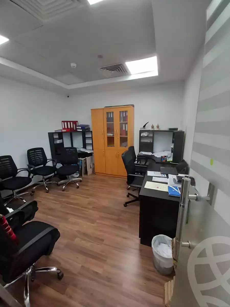https://aqarmap.com.eg/ar/listing/4118053-for-rent-cairo-el-sheikh-zayed-city-compounds-in-sheikh-zayed-capital-business-park