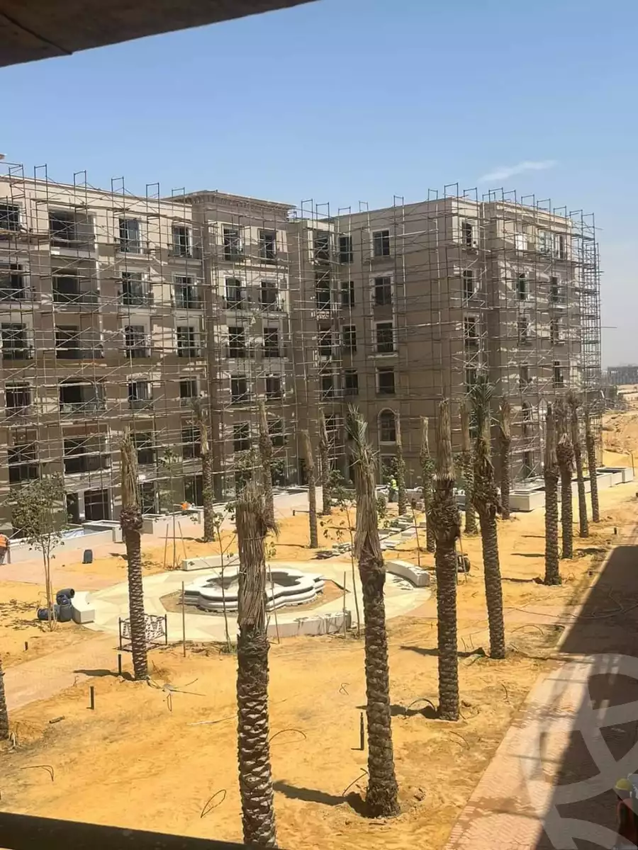 https://aqarmap.com.eg/en/listing/4118141-for-sale-cairo-el-sheikh-zayed-city-compounds-kmbwnd-fyldj-wyst-dr-llttwyr
