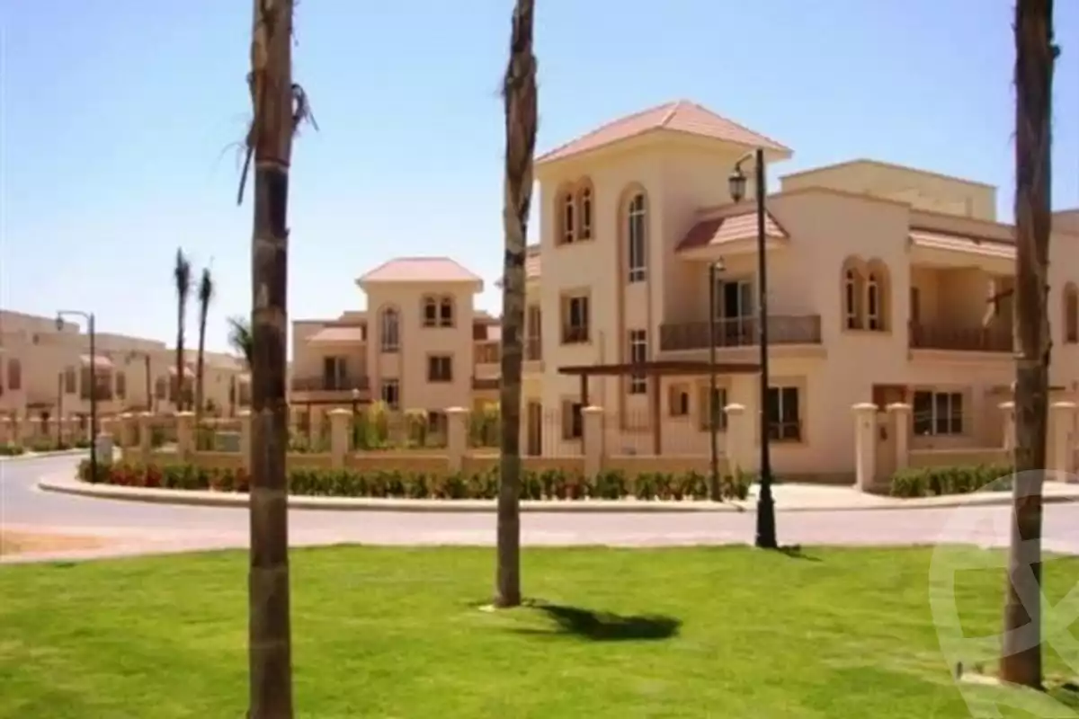 https://aqarmap.com.eg/en/listing/4120496-for-sale-cairo-el-sheikh-zayed-city-compounds-greens