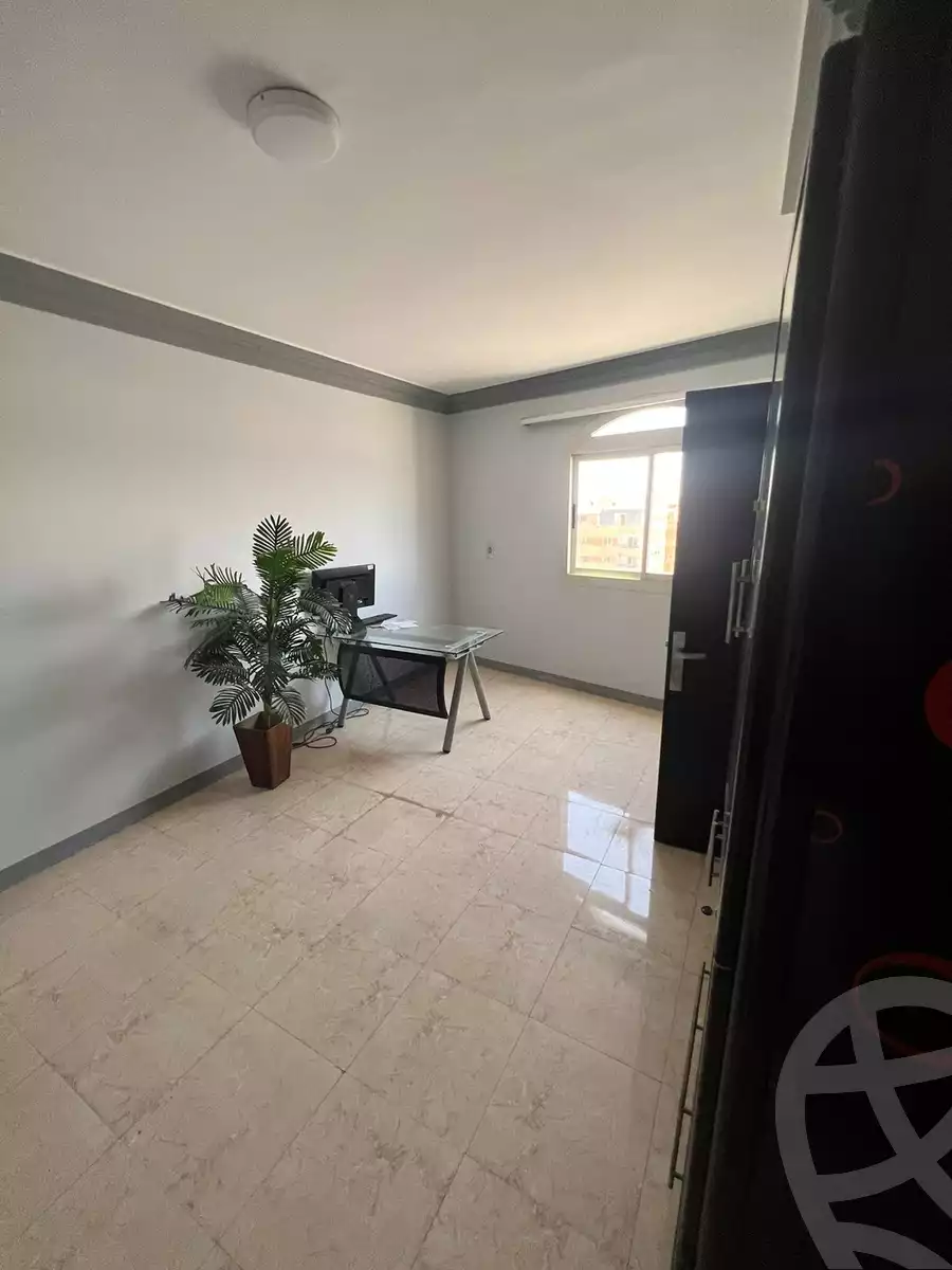 https://aqarmap.com.eg/en/listing/4121057-for-rent-cairo-6th-of-october-lhsry