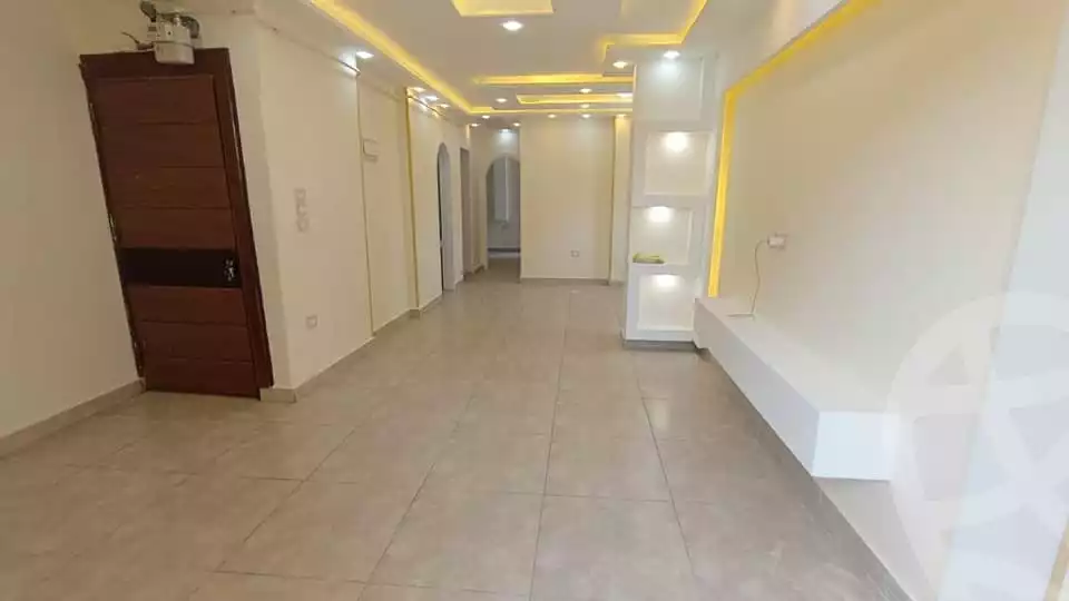 https://aqarmap.com.eg/ar/listing/4122378-for-rent-alexandria-moharram-bey-erfan-st