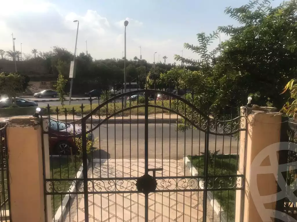 https://aqarmap.com.eg/en/listing/4122617-for-sale-cairo-al-oubour-el-hay-el-sabaa
