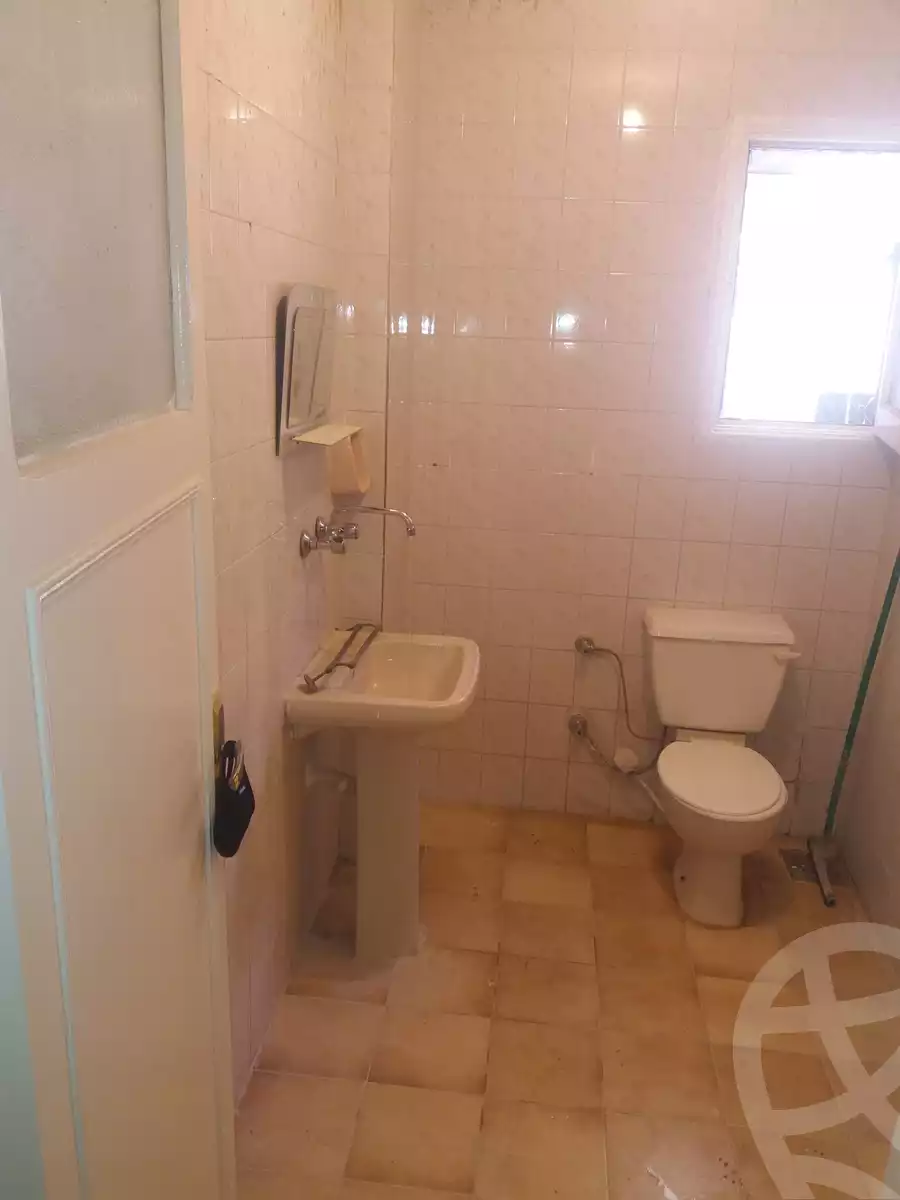 https://aqarmap.com.eg/en/listing/4126427-for-rent-alexandria-bahray-el-anfoshy-mowafi-st