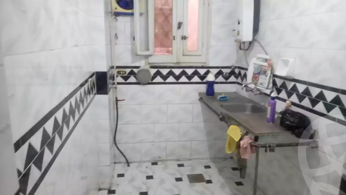 https://aqarmap.com.eg/ar/listing/4127708-for-rent-alexandria-el-bitash-ain-shams-st