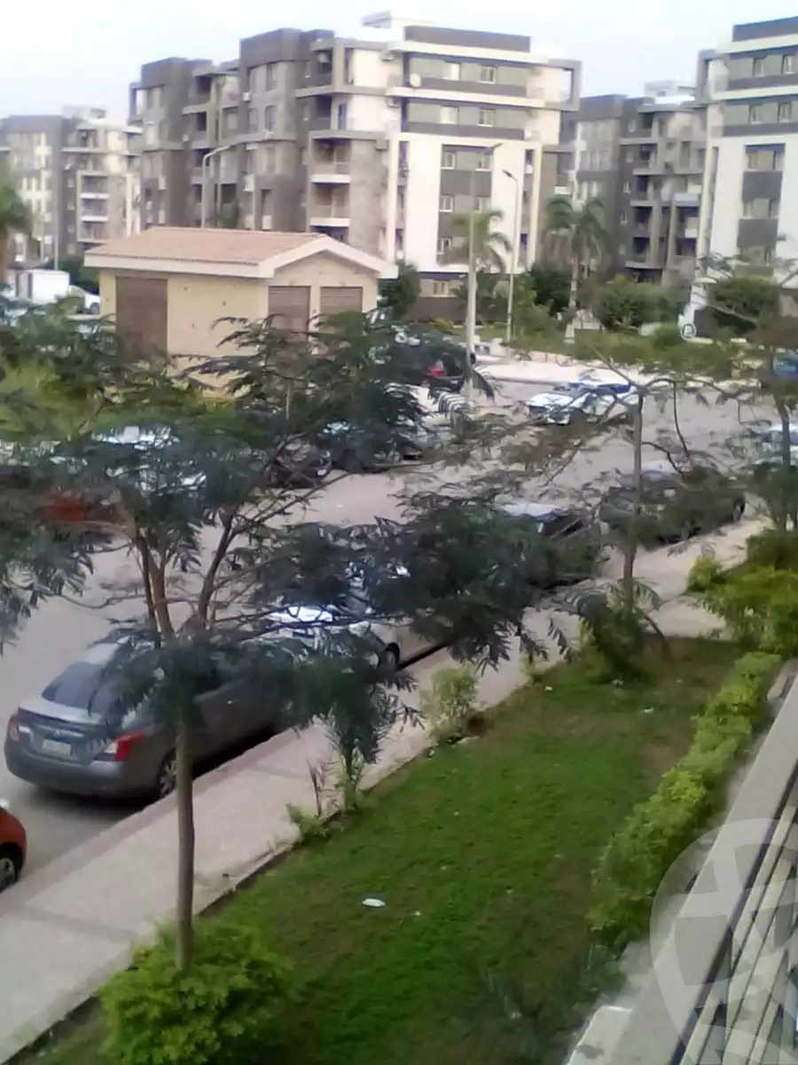 https://aqarmap.com.eg/ar/listing/3878725-for-sale-cairo-new-cairo-compounds-dar-misr-el-koronfel