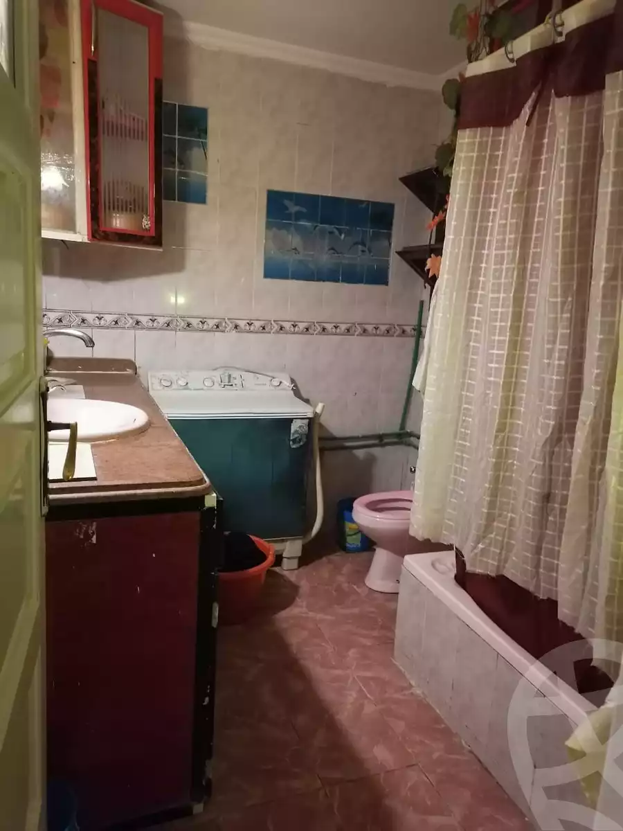 https://aqarmap.com.eg/en/listing/4127742-for-sale-alexandria-el-hanouvel-al-asdakaa-st