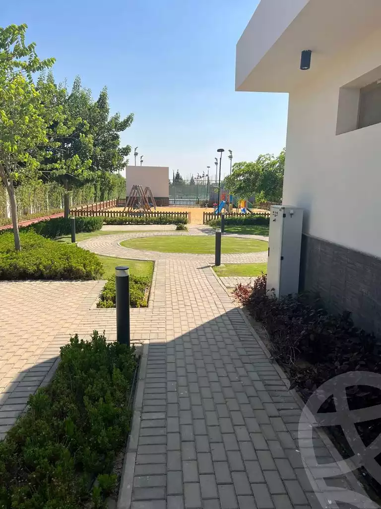 https://aqarmap.com.eg/en/listing/4127897-for-sale-cairo-6th-of-october-compound-aeon