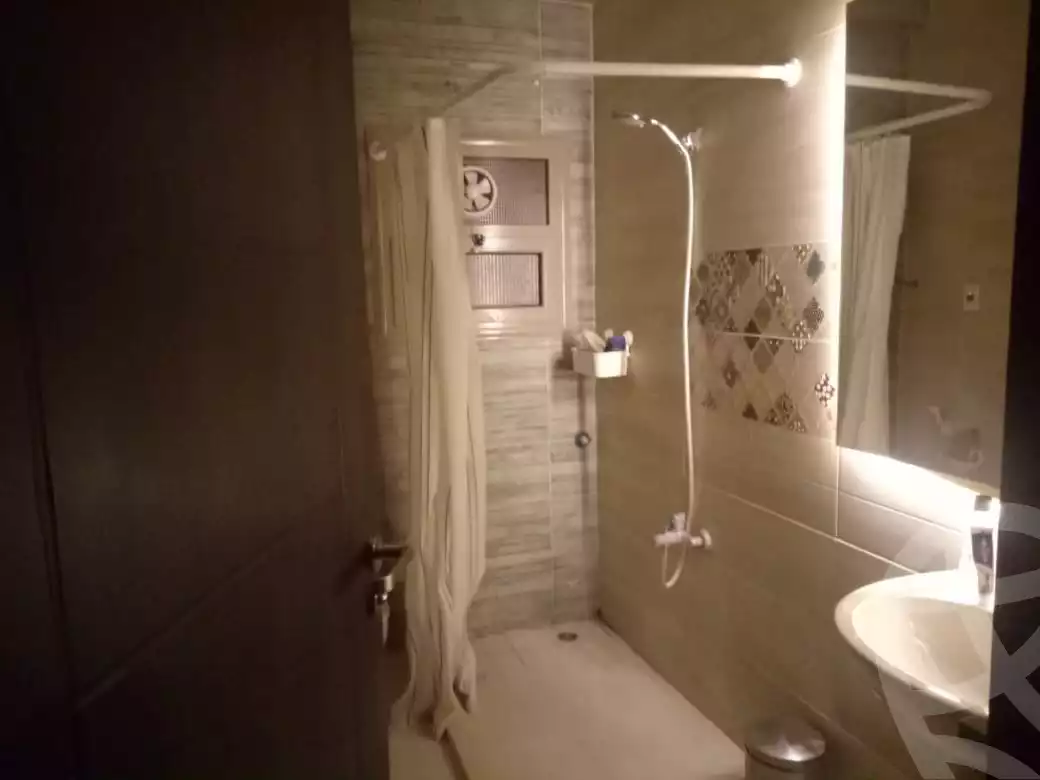 https://aqarmap.com.eg/ar/listing/4128024-for-rent-rabea-al-gizi-st