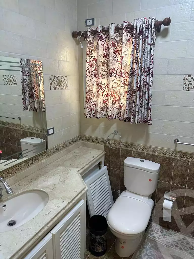 https://aqarmap.com.eg/en/listing/4128462-for-sale-alexandria-kafr-abdo-sant-square-st