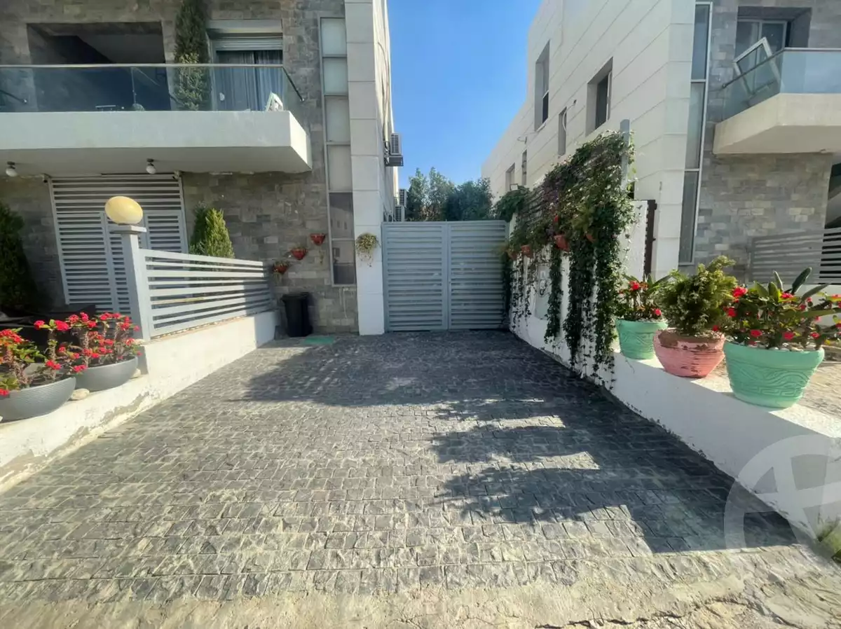 https://aqarmap.com.eg/en/listing/4130061-for-sale-cairo-el-sheikh-zayed-city-compounds-in-sheikh-zayed-palm-hills-october-golf-extension