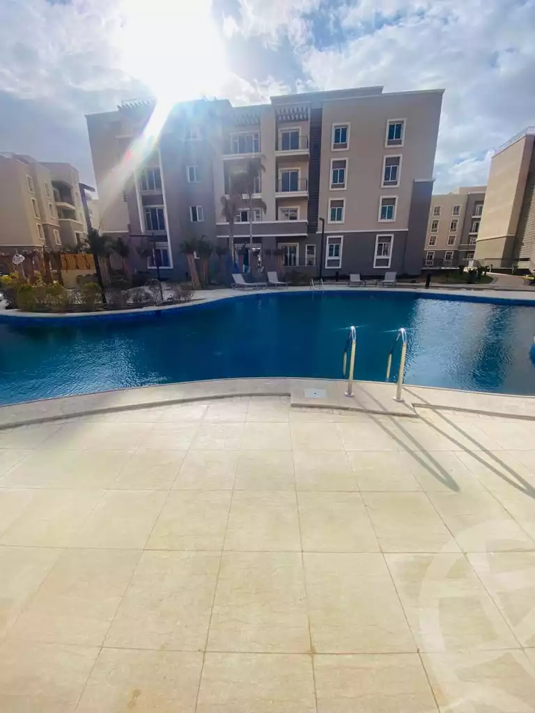 https://aqarmap.com.eg/en/listing/4130161-for-sale-cairo-6th-of-october-compound-october-plaza