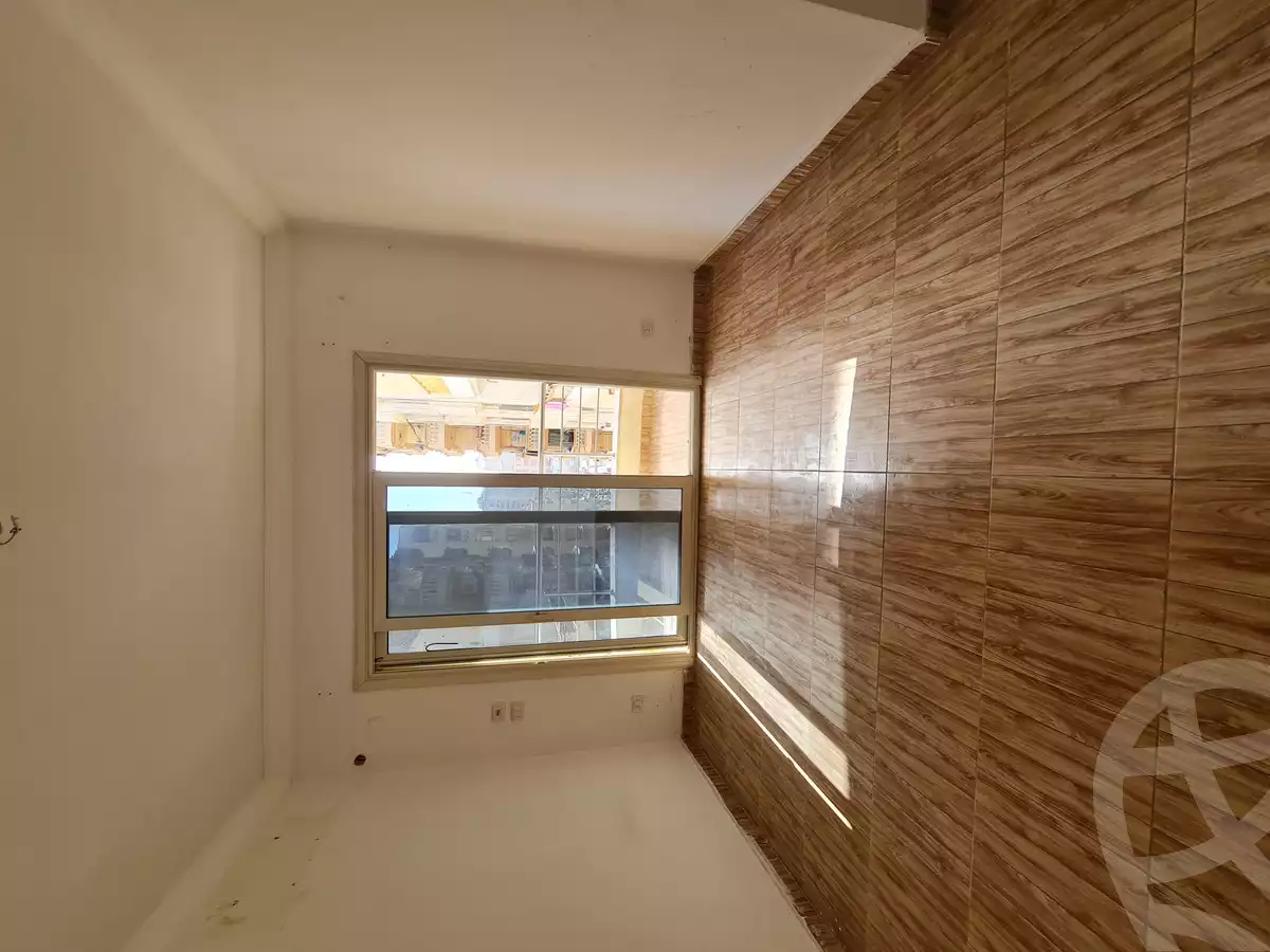 https://aqarmap.com.eg/ar/listing/4130430-for-sale-alexandria-ibrahimia-ahmed-allam-st
