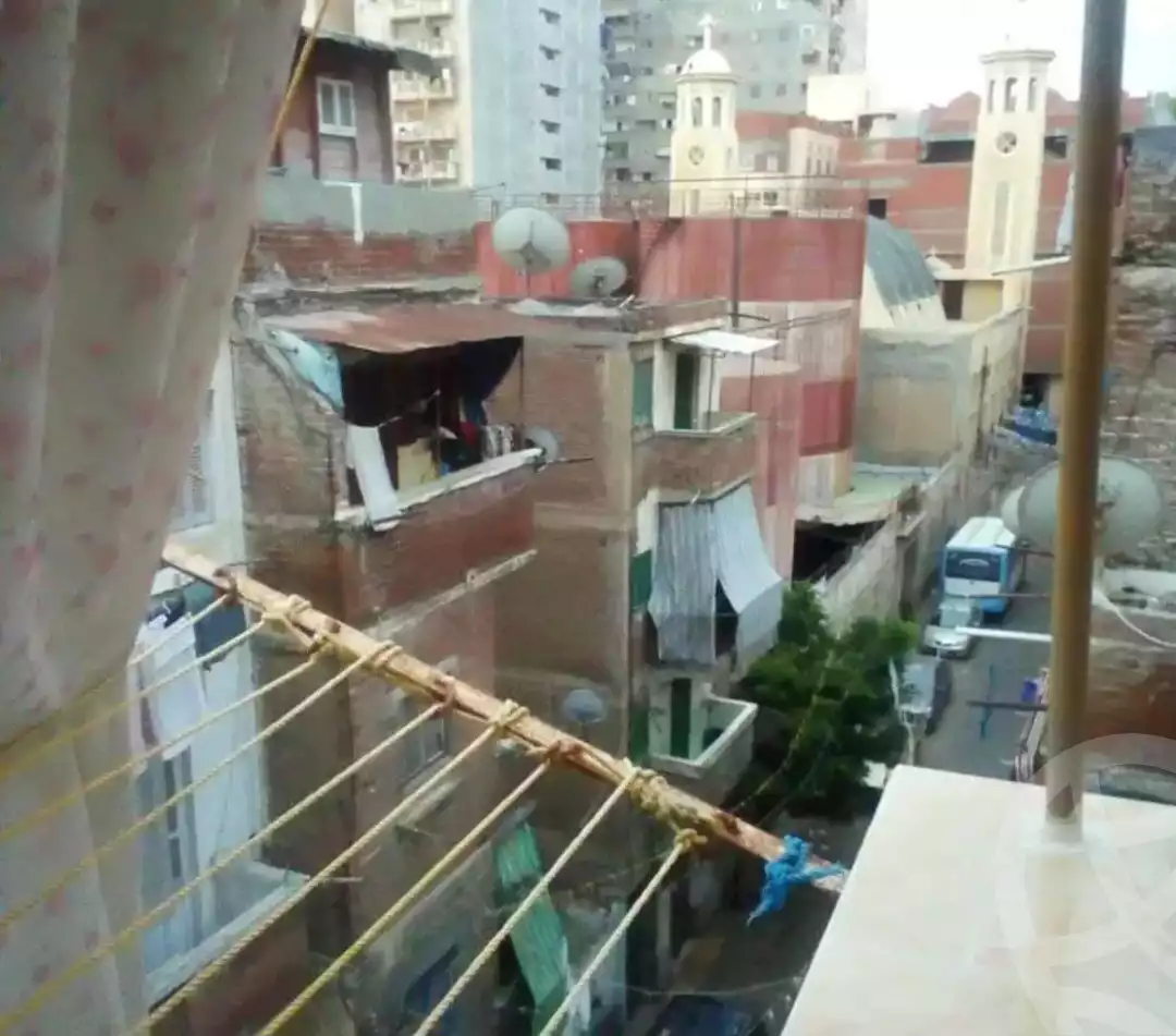 https://aqarmap.com.eg/ar/listing/4131320-for-rent-alexandria-moharram-bey-abd-el-hafez-st