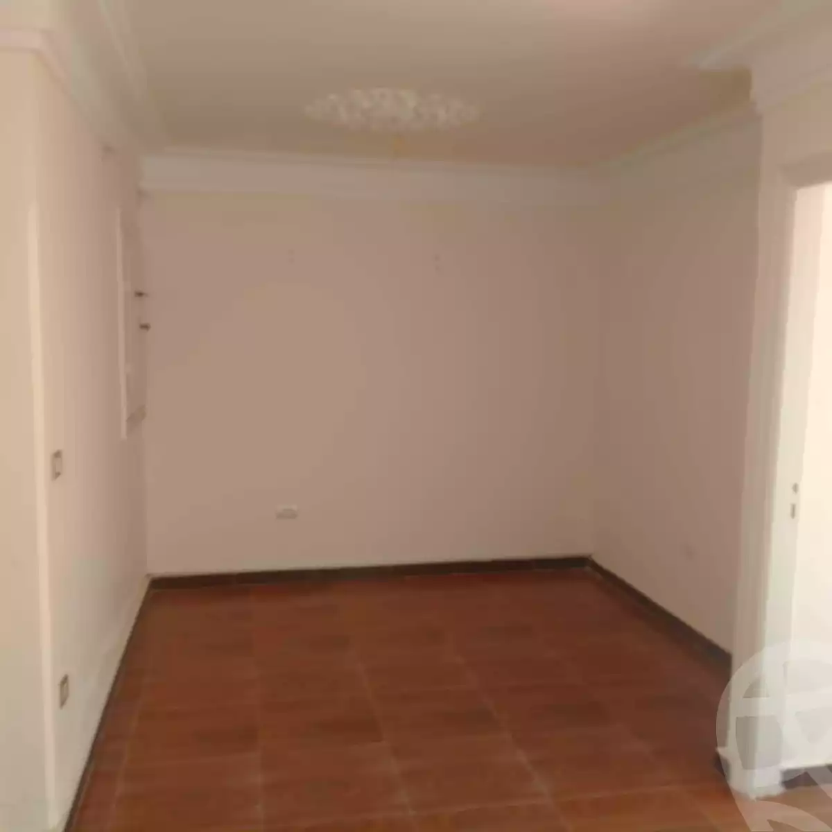 https://aqarmap.com.eg/ar/listing/4132632-for-sale-alexandria-el-hanouvel-gabir-hafez-st