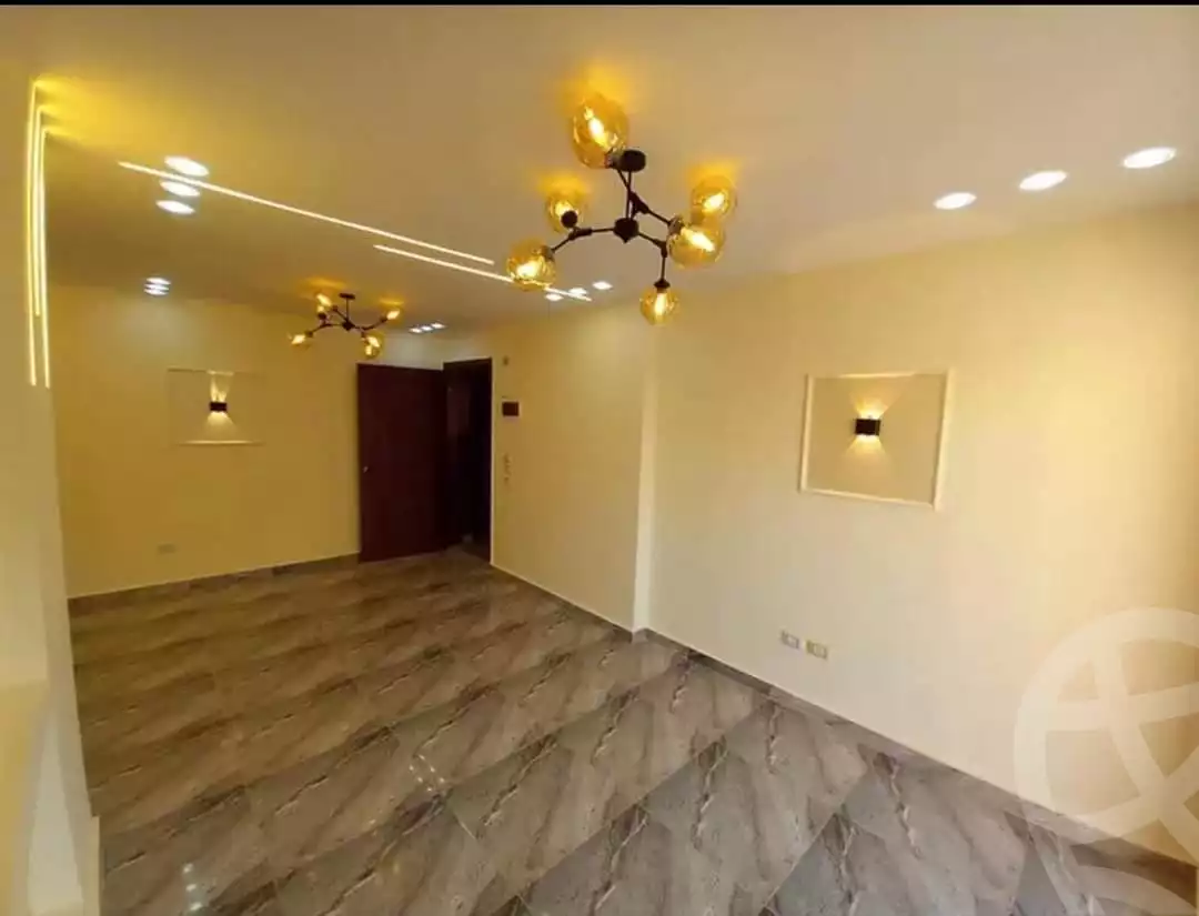 https://aqarmap.com.eg/en/listing/4135752-for-sale-cairo-6th-of-october-compound-degla-gardens