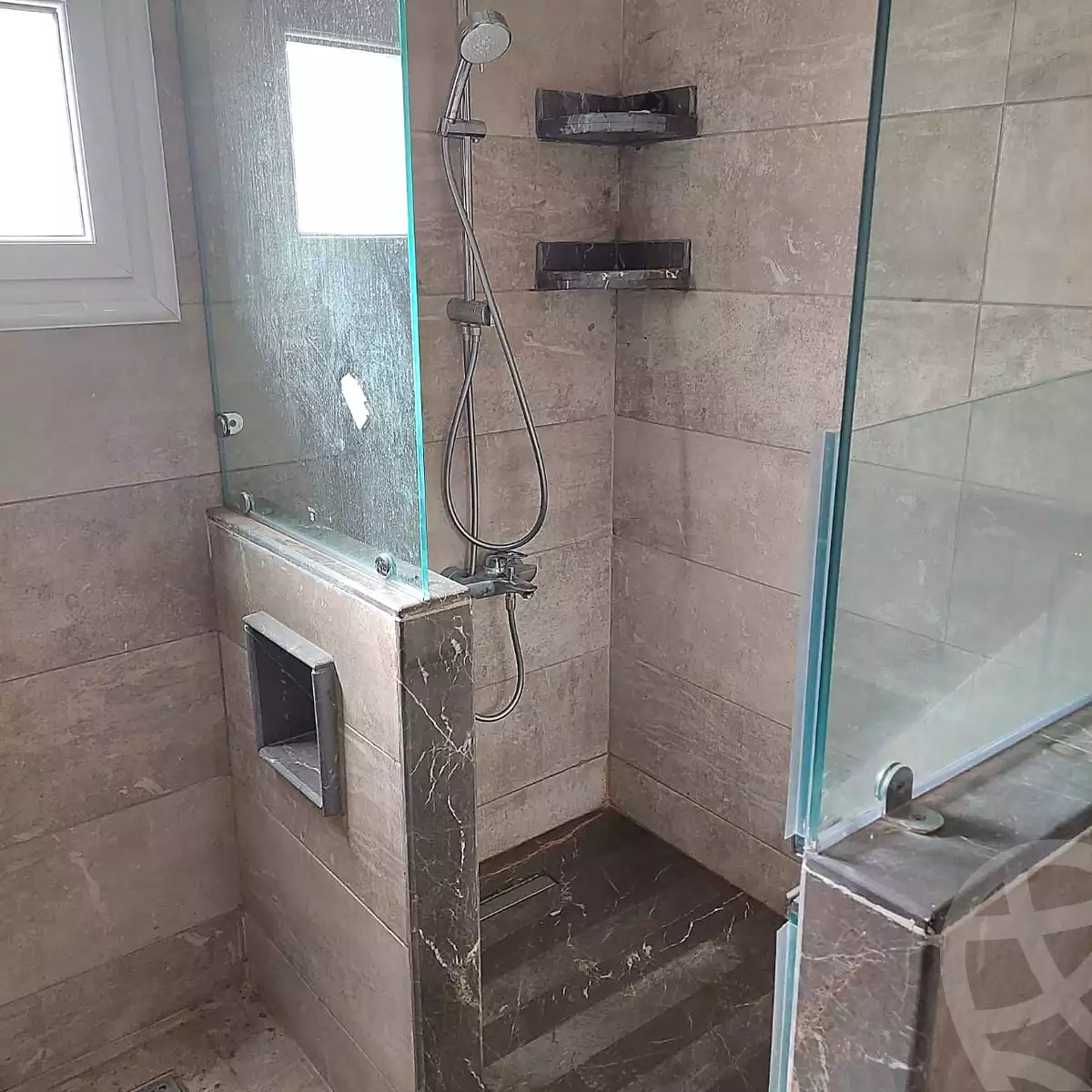 https://aqarmap.com.eg/en/listing/4137275-for-sale-cairo-helwan-wdy-hwf-rd-no-17