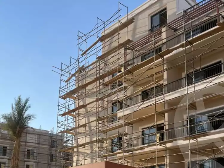 https://aqarmap.com.eg/en/listing/4138057-for-sale-cairo-el-sheikh-zayed-city-compounds-kmbwnd-fyldj-wyst-dr-llttwyr