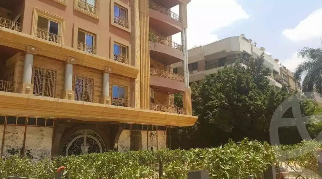 https://aqarmap.com.eg/ar/listing/4143531-for-sale-cairo-nasr-city-1st-zone-mohamed-youssef-moussa-st