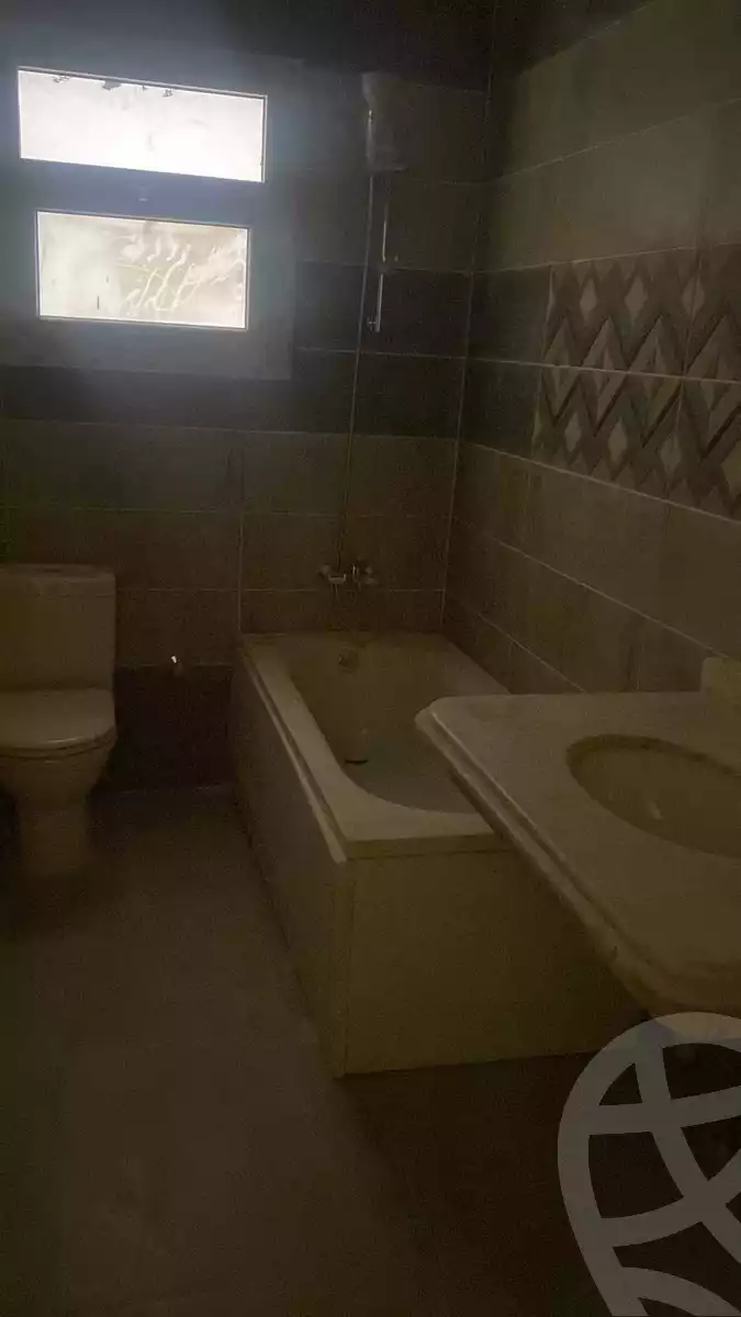 https://aqarmap.com.eg/ar/listing/4143764-for-sale-cairo-new-administrative-capital-mntq-l-ml-lmrkzyh-mu7-cbd