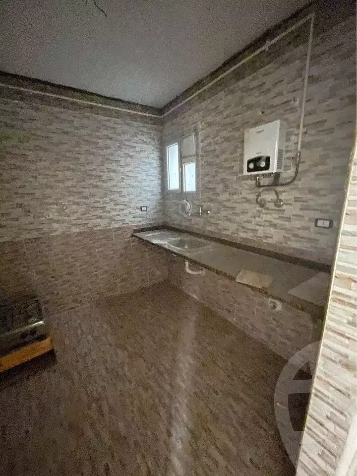 https://aqarmap.com.eg/en/listing/4144182-for-sale-alexandria-moharram-bey-erfan-st