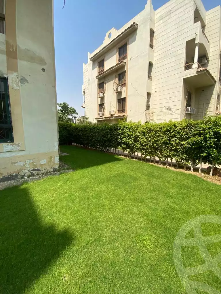 https://aqarmap.com.eg/en/listing/4146302-for-sale-cairo-new-cairo-compounds-zizinia-city