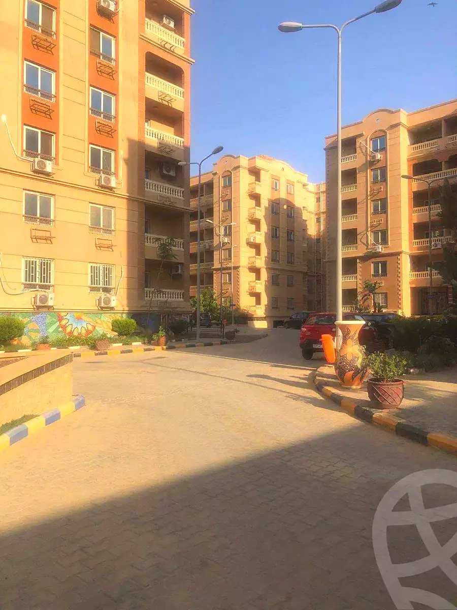https://aqarmap.com.eg/ar/listing/4146531-for-sale-cairo-new-cairo-compounds-light-city
