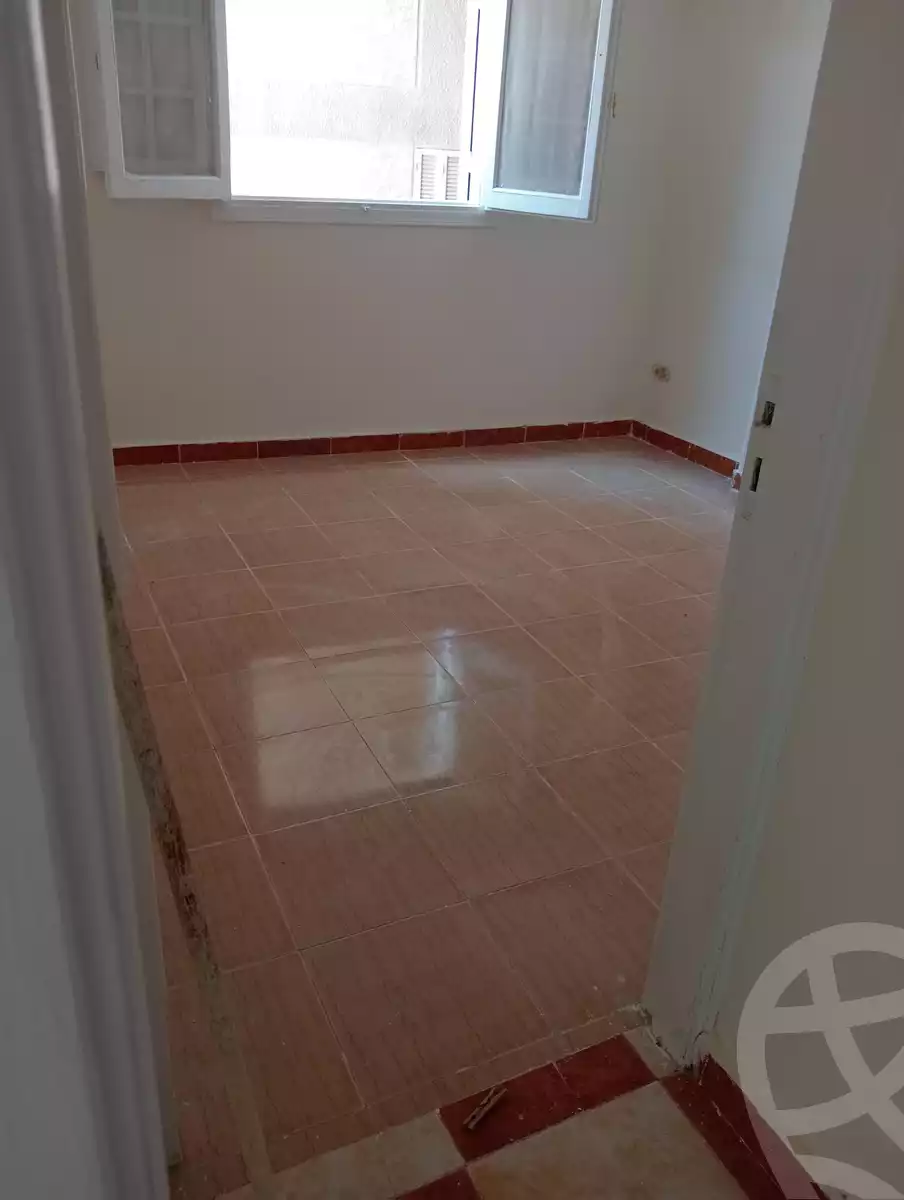 https://aqarmap.com.eg/ar/listing/4147003-for-rent-alexandria-smouha-el-nasr-st