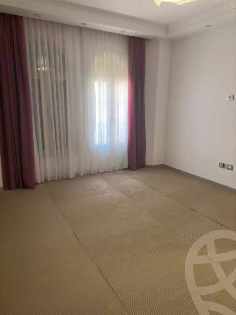 https://aqarmap.com.eg/en/listing/4149638-for-sale-cairo-6th-of-october-compounds-bhy