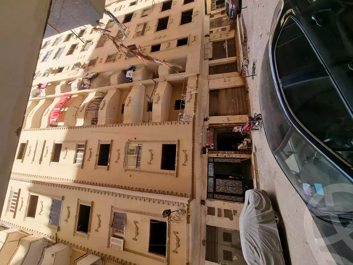 https://aqarmap.com.eg/ar/listing/4150083-for-sale-cairo-ain-shams-jsr-lswys-tqsym-mr-bn-lkhtb