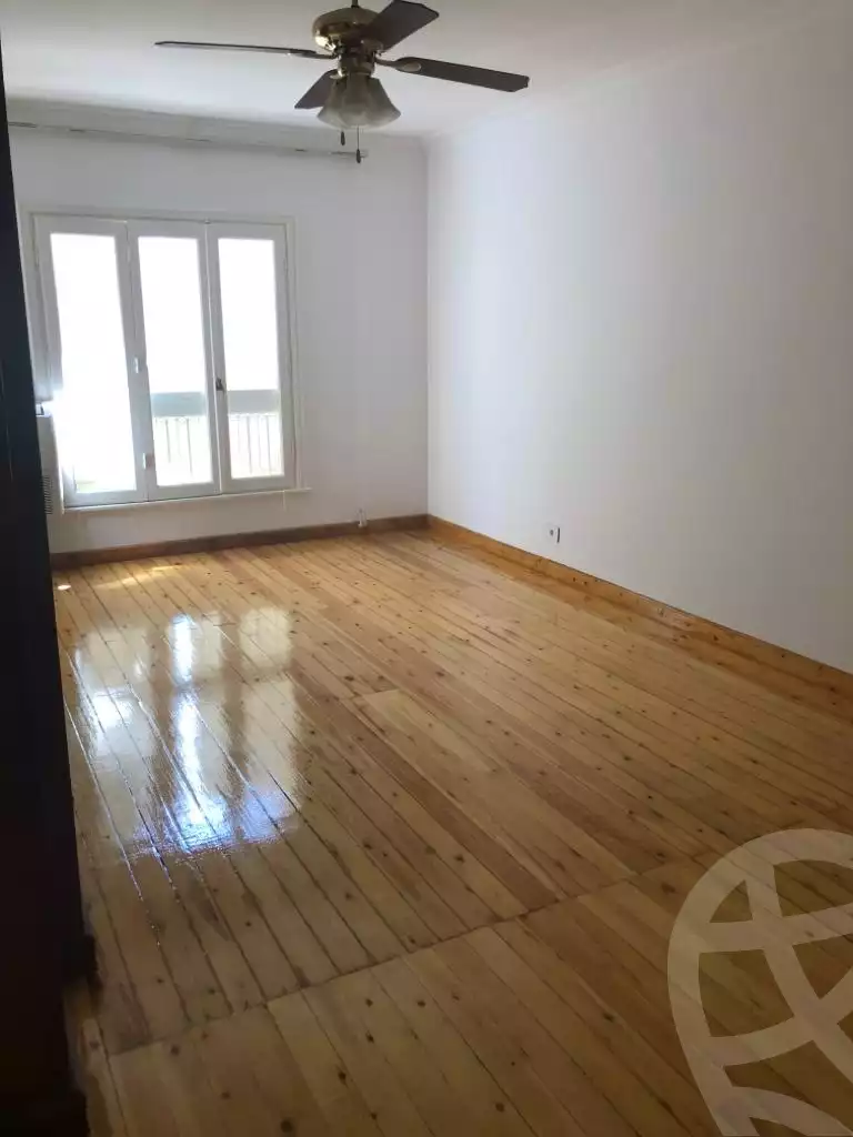 https://aqarmap.com.eg/en/listing/4150489-for-sale-cairo-el-agouza-shr-tnt