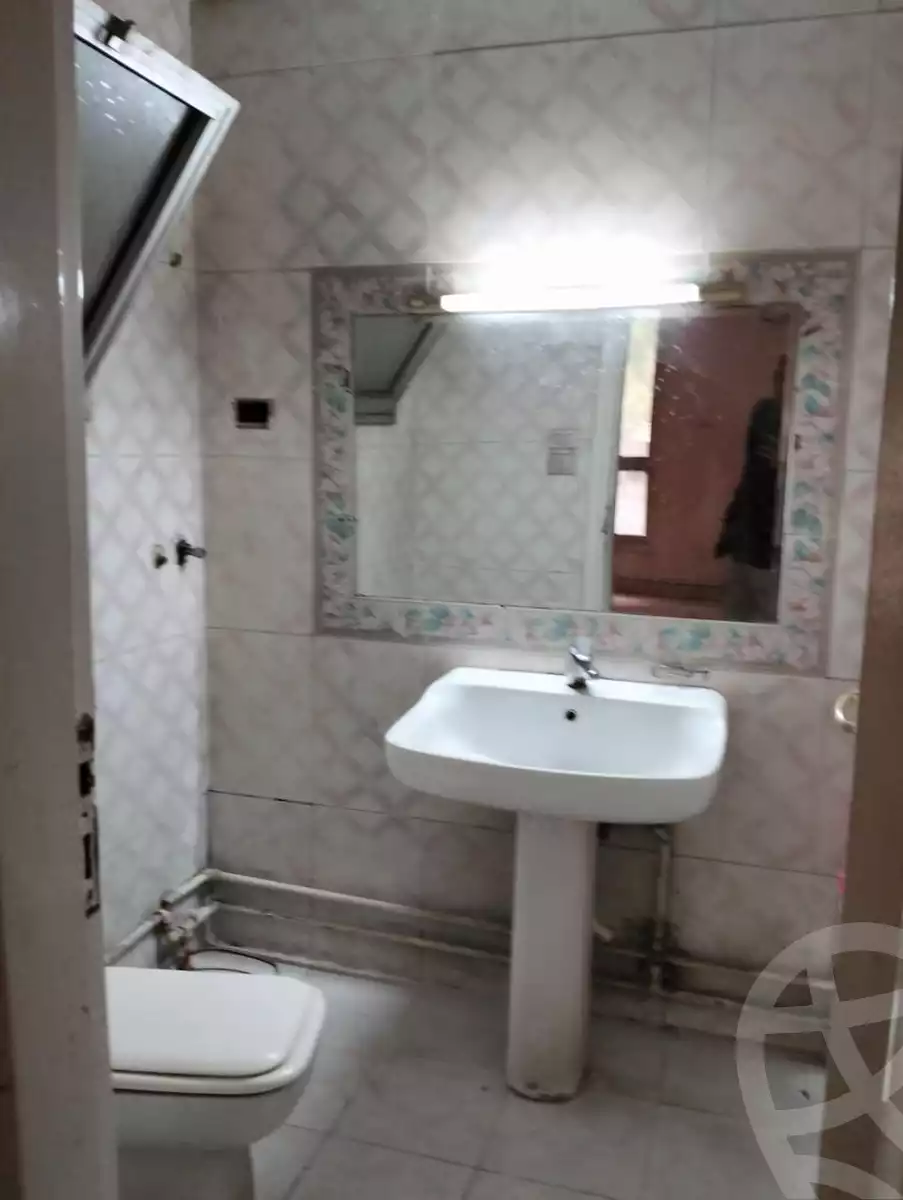 https://aqarmap.com.eg/en/listing/4151195-for-sale-cairo-el-mohandesen-cairo-el-mohandesen-cairo-el-mohandesen-khr-8