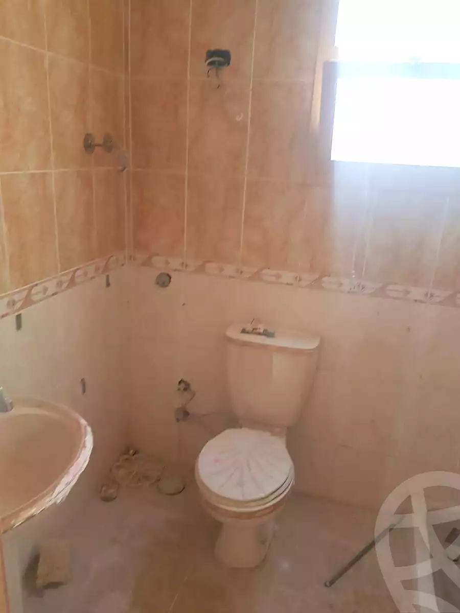 https://aqarmap.com.eg/en/listing/4151611-for-sale-alexandria-el-hanouvel-el-zahraa-city-st