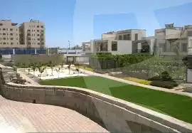 https://aqarmap.com.eg/en/listing/4151849-for-sale-cairo-el-sheikh-zayed-city-compounds-kmbwnd-wyst-twn-swdyk