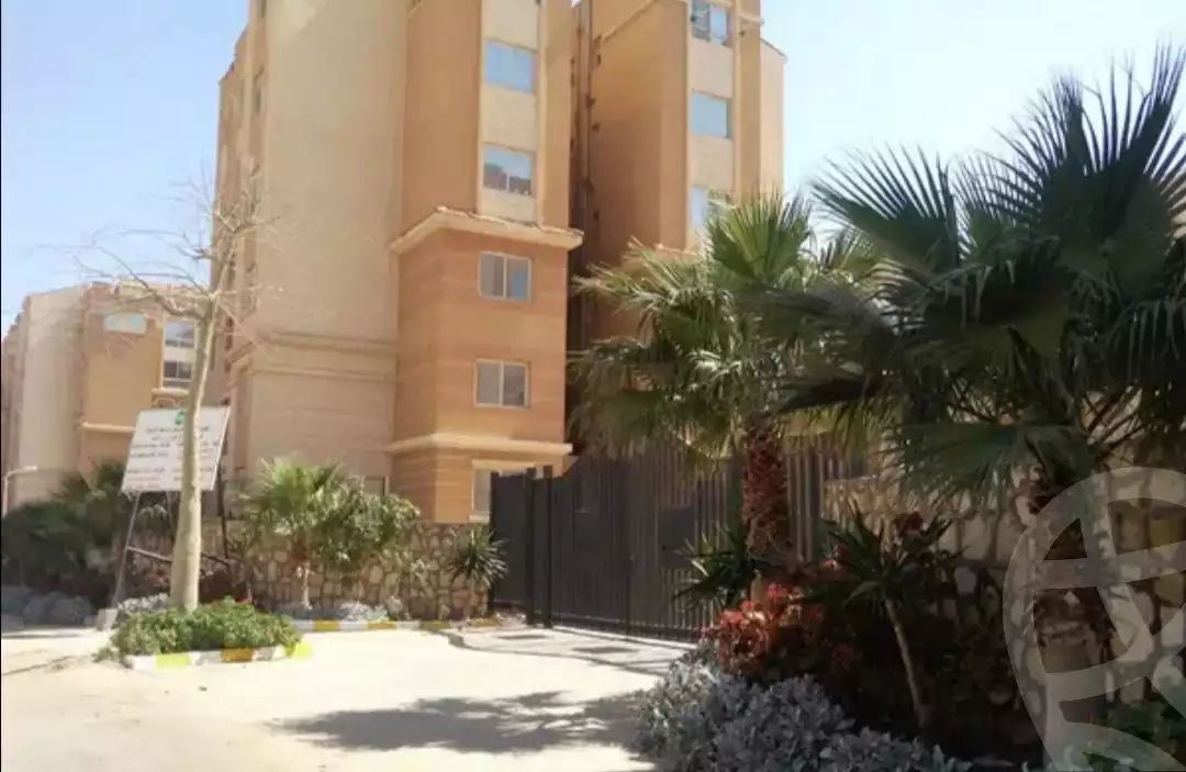 https://aqarmap.com.eg/en/listing/4152633-for-rent-cairo-6th-of-october-compound-pyramids-heights