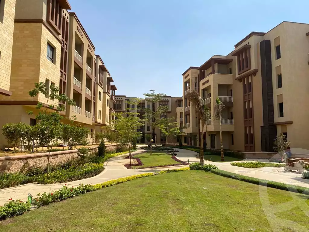 https://aqarmap.com.eg/en/listing/4155420-for-sale-cairo-6th-of-october-compound-green-5
